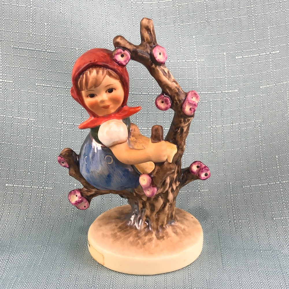 VTG Hummel Goebel "Apple Tree Girl" Figurine 4" TMK 6 #141 Signed with Box